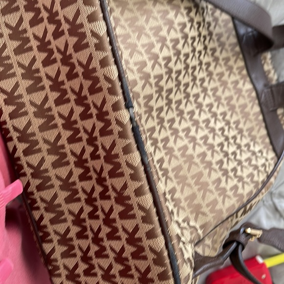 Michael kors backpack - Picture 13 of 16